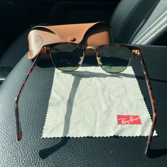 Ray-Ban Clubmaster - Picture 4 of 6